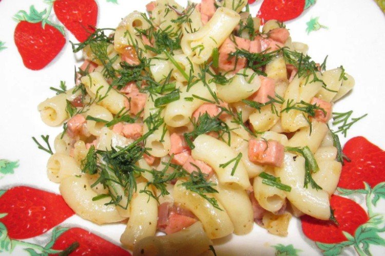Макароны по-флотски с колбасой