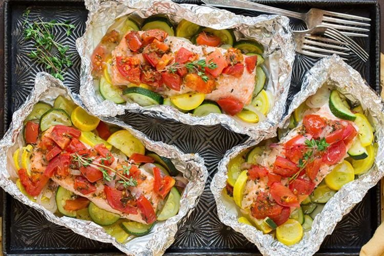 Семга с овощами в духовке