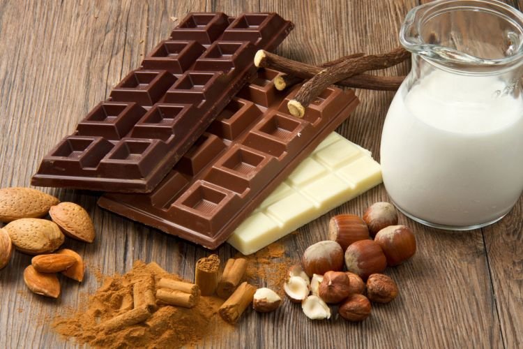 Твердый шоколад