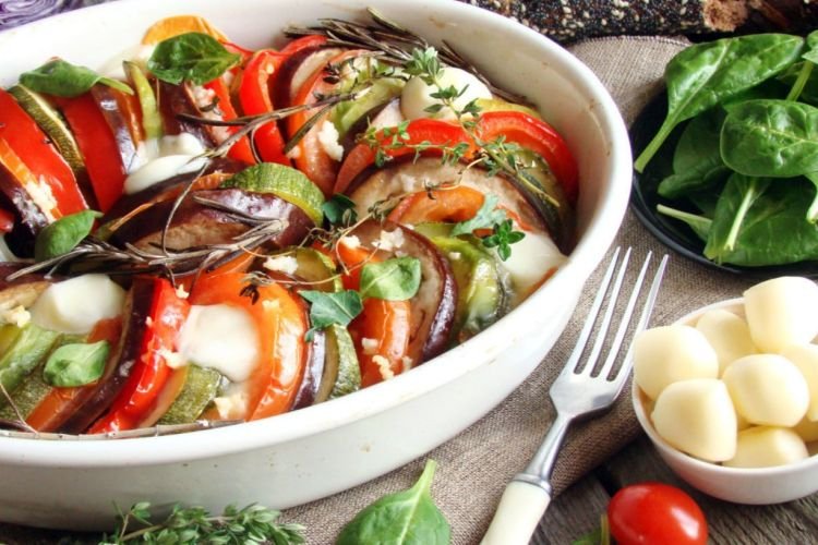 Рататуй с моцареллой