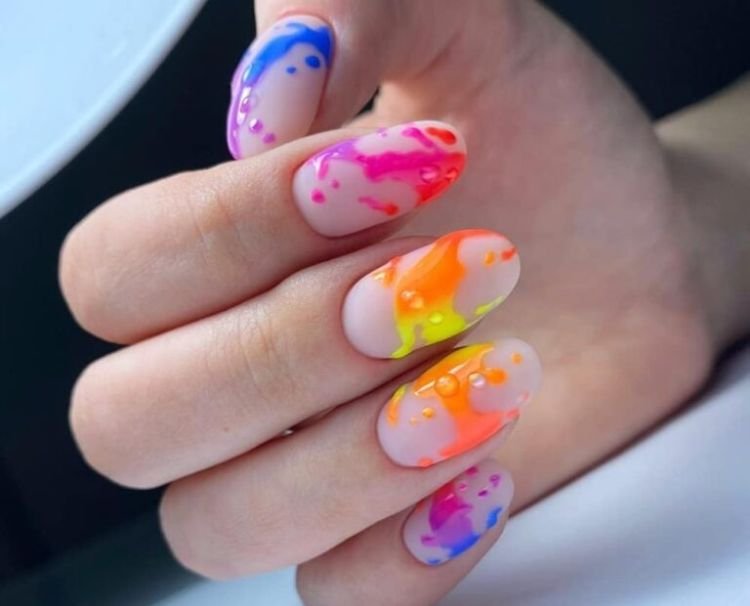 Цветные круги и кляксы