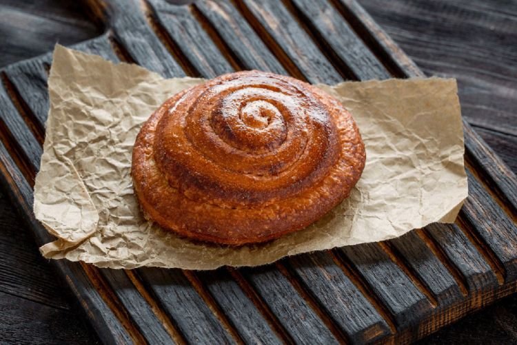 Постные булочки с корицей