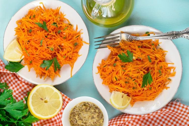 Морковный салат с медом