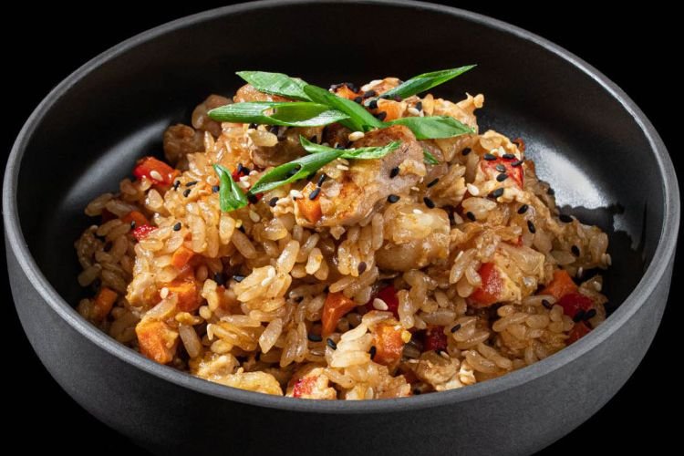 Рис с овощами по-китайски