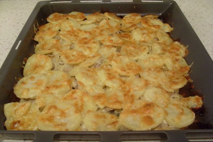 Мясо по-французски с аджикой