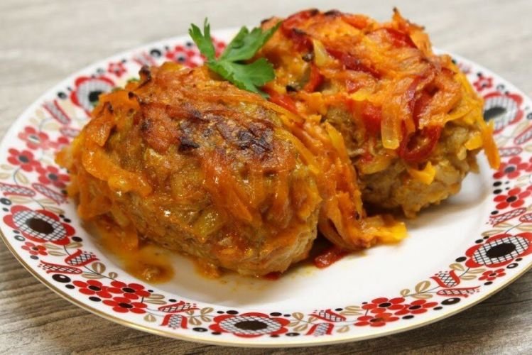 Ленивые голубцы с болгарским перцем и помидорами