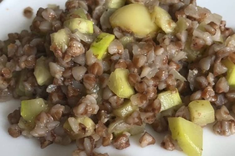 Гречка с кабачками