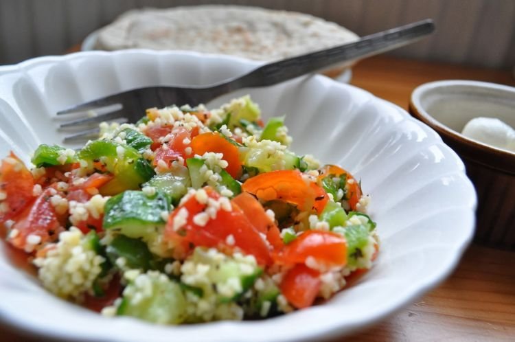 Овощной салат с кускусом