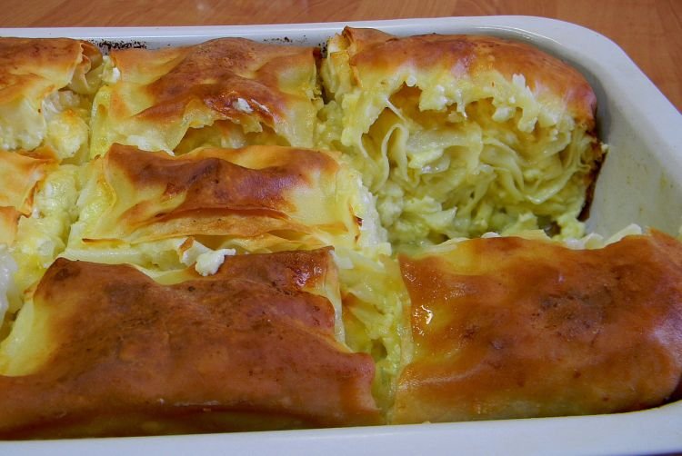 Грузинская ачма на воде