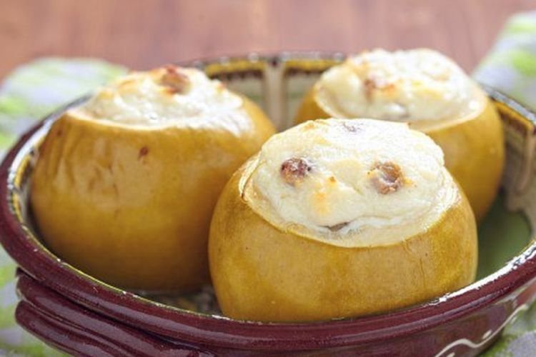 Фаршированные яблоки с творогом и чиа