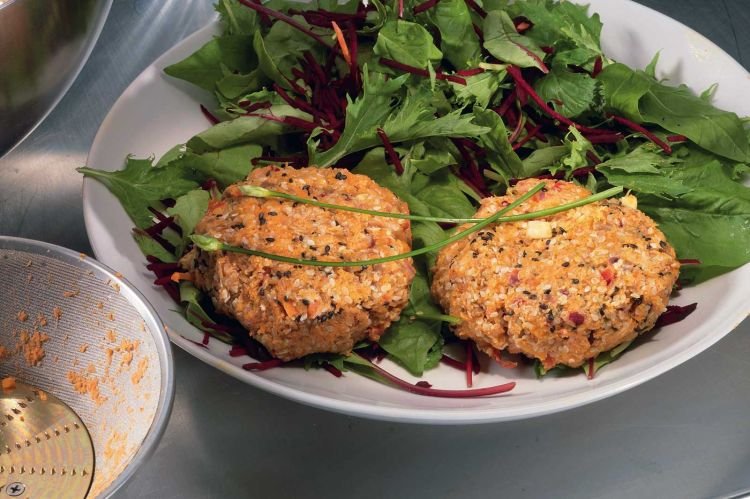 Морковные котлеты с семенами чиа