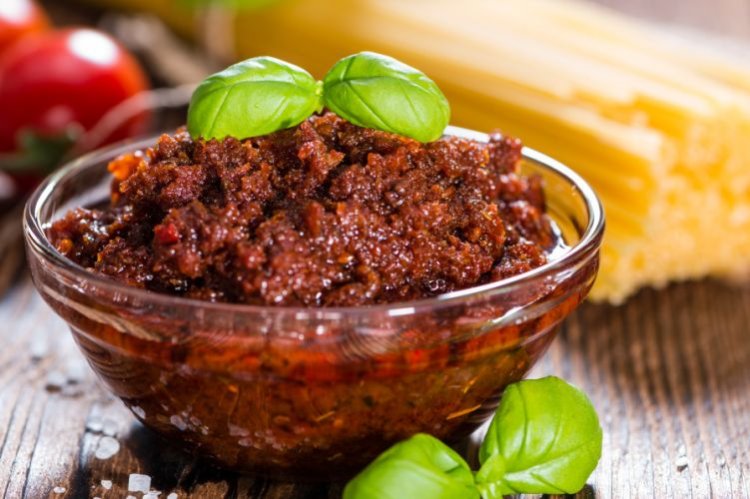Соус для спагетти с вялеными помидорами