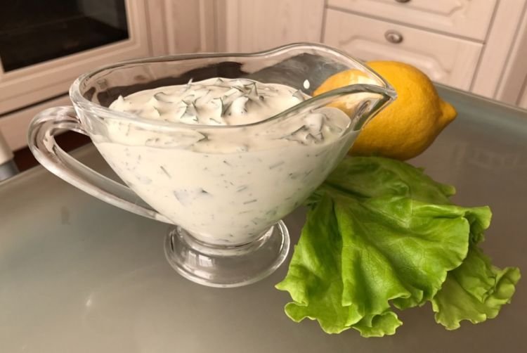 Соус для спагетти со сметаной и соевым соусом