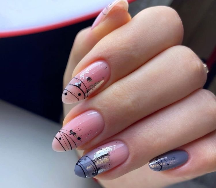 Маникюр Паутинка