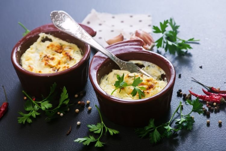 Запеченная моцарелла в томате