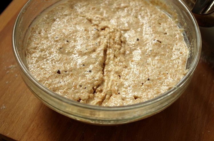 Закваска для хлеба на пшеничной муке с медом