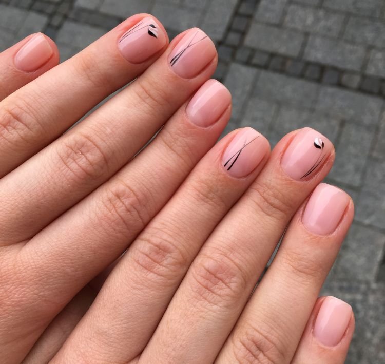 Прозрачное покрытие с минималистичным дизайном