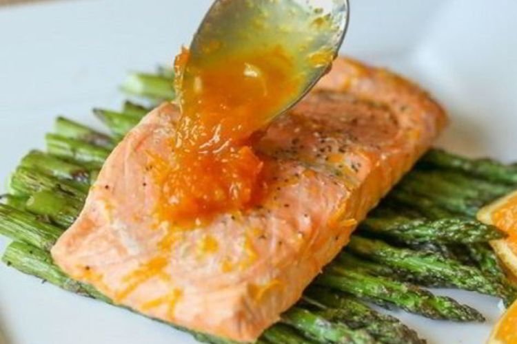 Апельсиновый соус с вином к рыбе