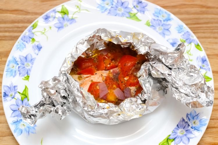 Зубатка с грибами в фольге