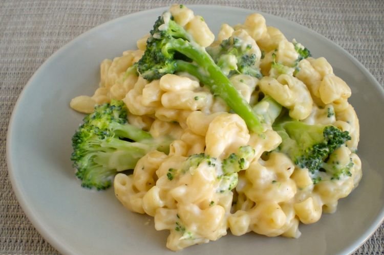 Паста с брокколи и цветной капустой