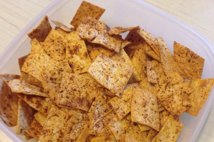 Чипсы из лаваша с горчицей и майонезом