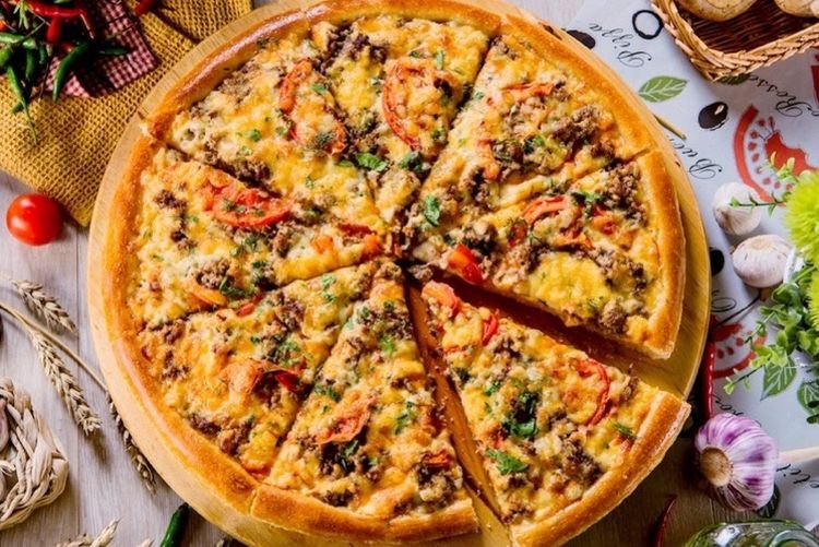 Пицца с куриным фаршем