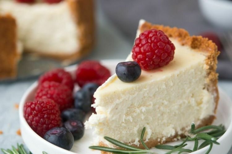 Чизкейк с печеньем и рикоттой