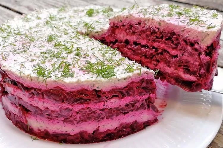 Свекольный салат с рикоттой и фетой