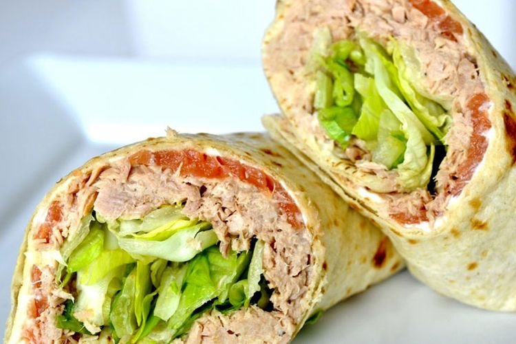 Тортилья с тунцом