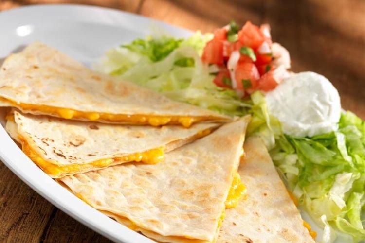 Тортилья с сыром