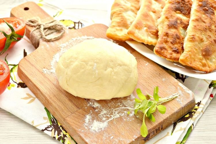 Тесто для чебуреков на воде