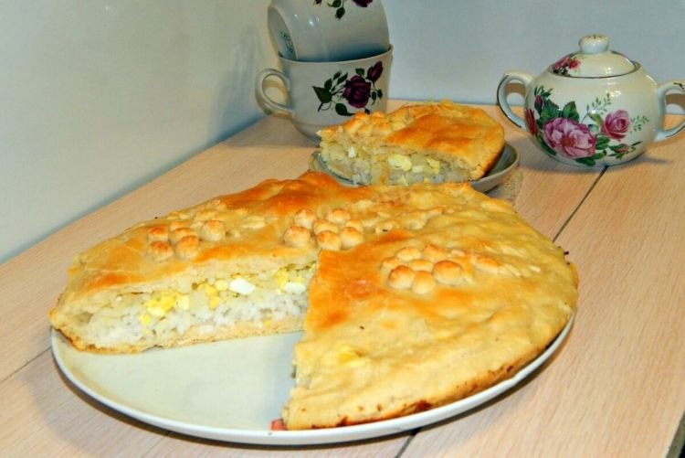 С рисом и яйцами