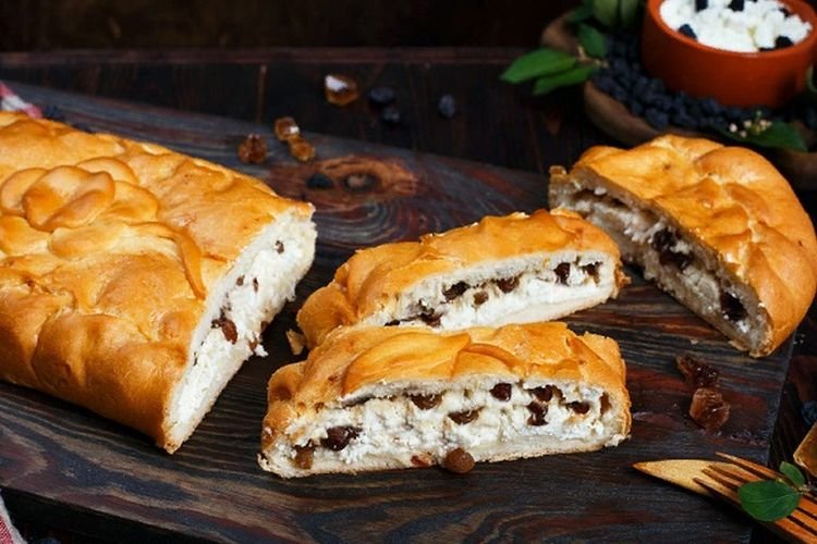 Сладкая начинка из творога с изюмом