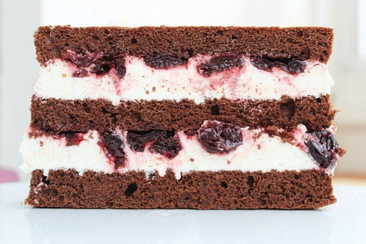 Творожный крем с вишней