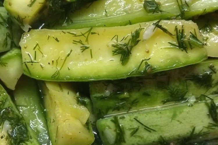 Огурцы по-корейски с зеленью