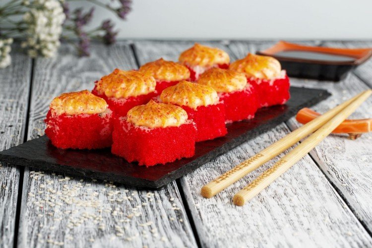 Запеченные роллы Калифорния