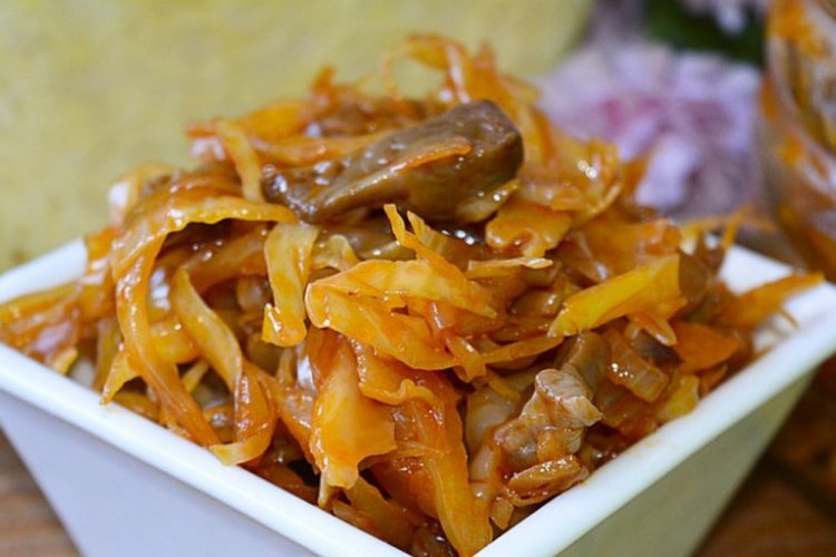 Капустная солянка с опятами