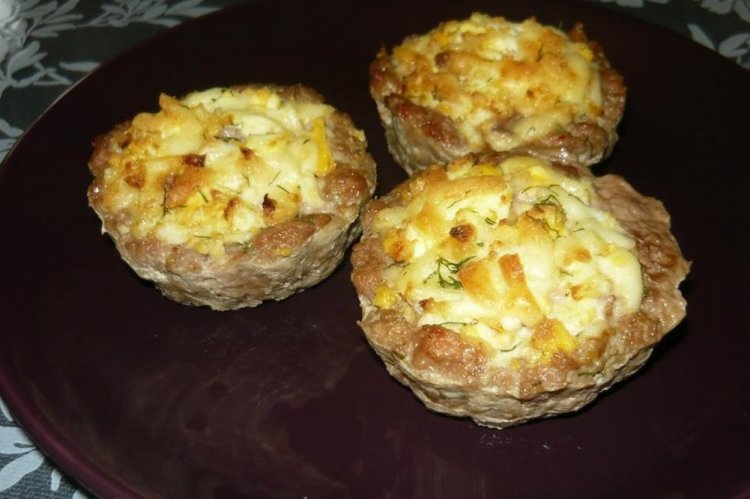Маффины из мясного фарша