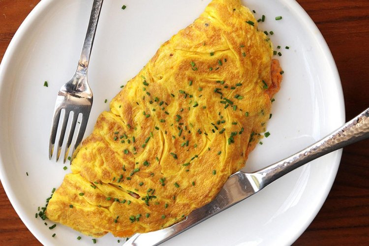 Омлет с мукой в мультиварке