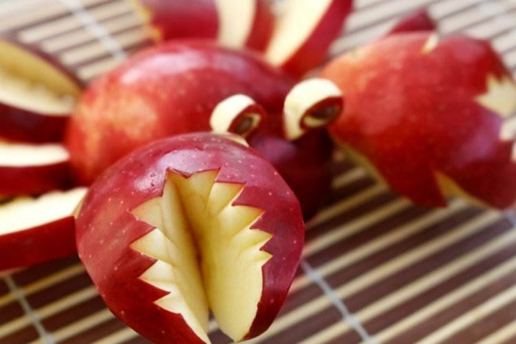 Поделки из яблок - фото