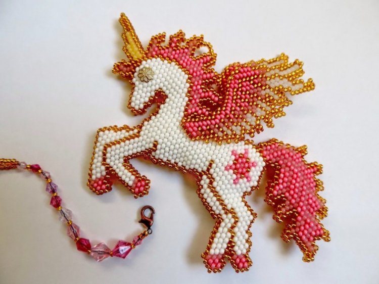Поделки из бисера - фото