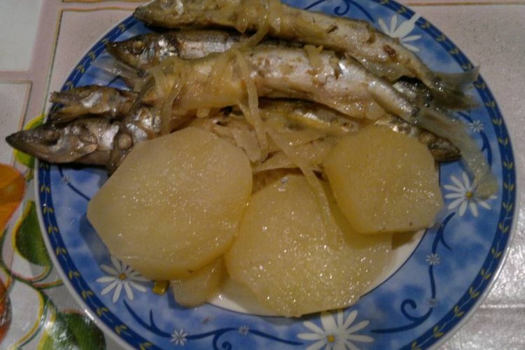 Мойва с овощами в духовке