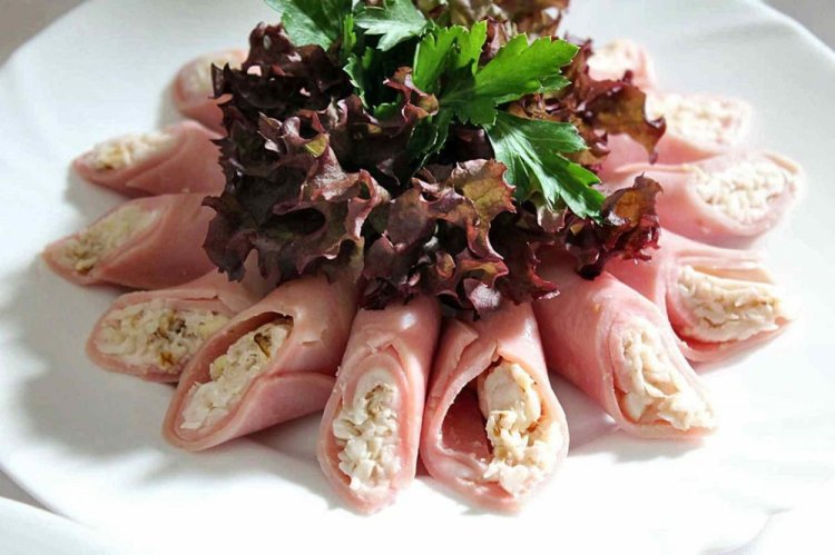 Рулетики из ветчины с грибами