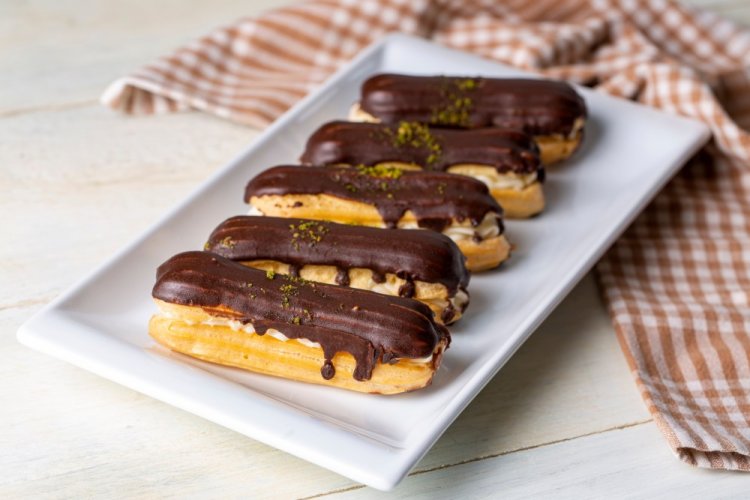 15 рецептов эклеров, которые готовятся проще простого