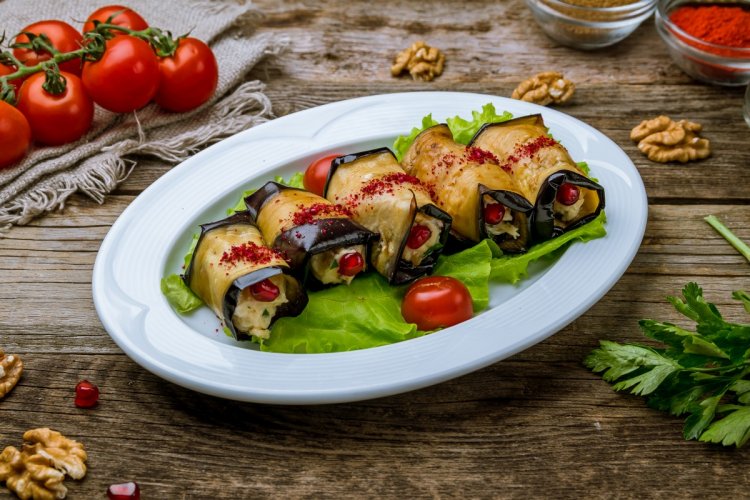20 лучших рецептов рулетиков из баклажанов
