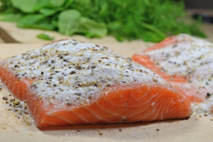 Соленая форель в домашних условиях