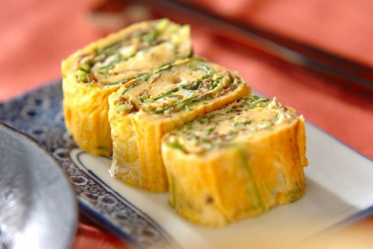 Тамагояки с зеленью