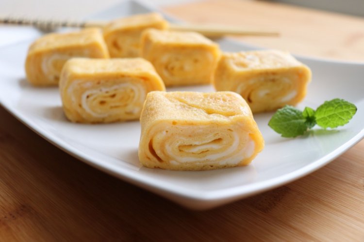 Сладкий омлет Тамагояки