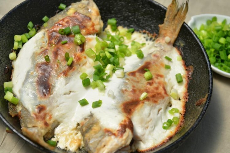 Карась в сметане