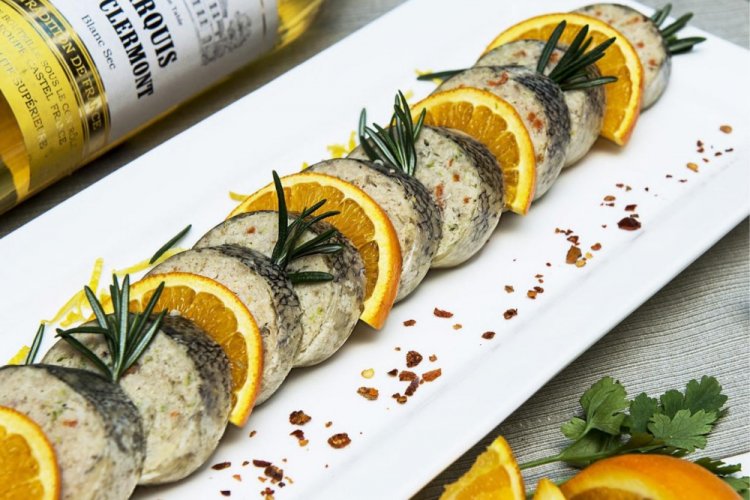 Фаршированная щука с грибами